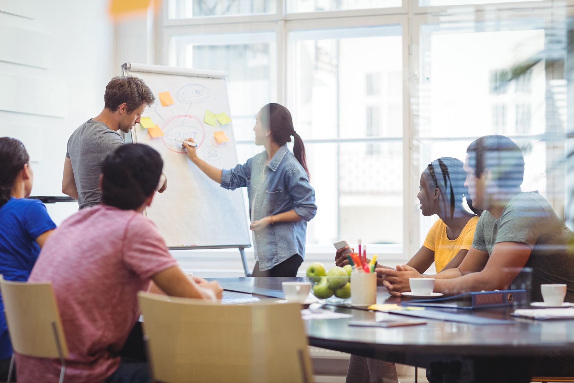L’accompagnement à la création d’entreprise à Bernay offre aux entrepreneurs un soutien complet, de l’élaboration du projet aux démarches administratives. Cet appui personnalisé permet de poser des bases solides pour assurer la réussite et le développement de la nouvelle entreprise.