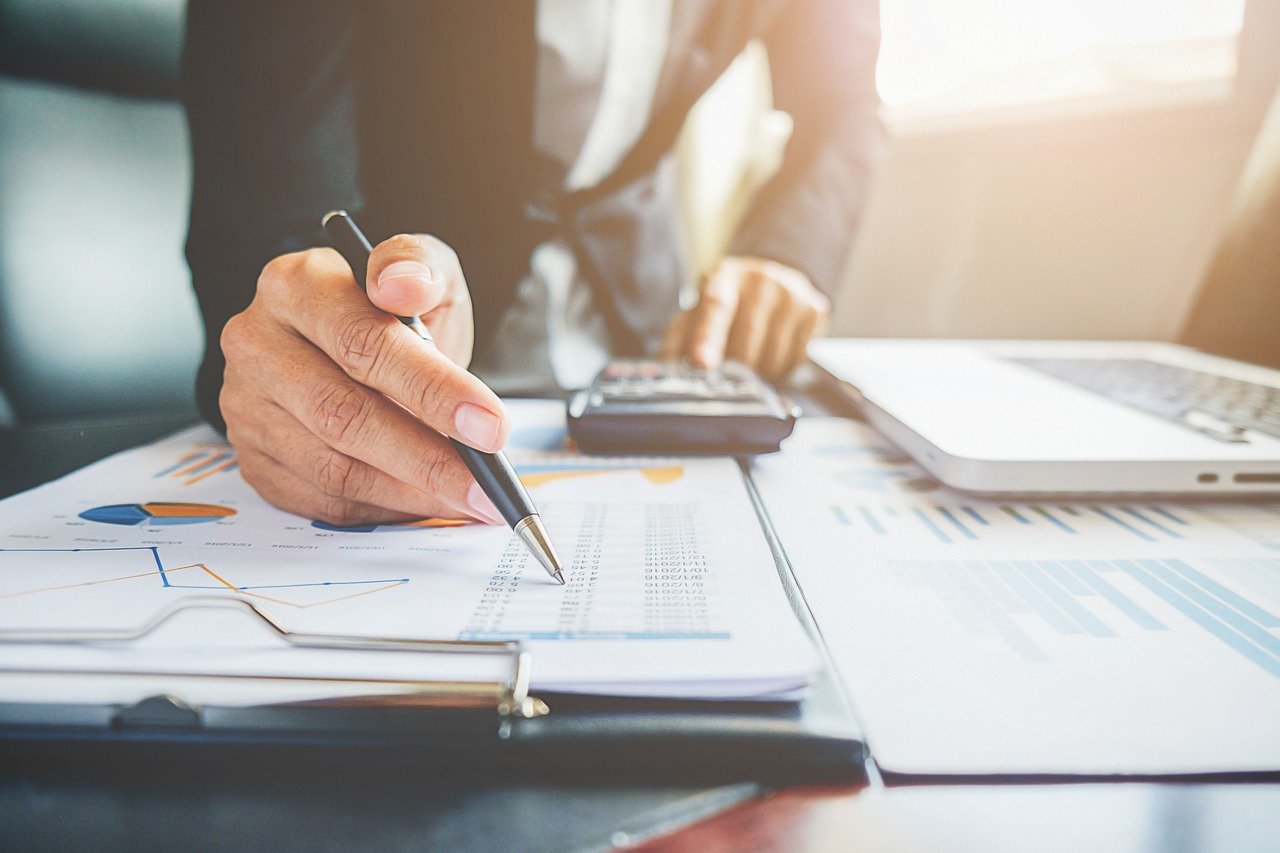 Les services de déclarations et d'optimisation fiscale à Nîmes offrent aux entreprises un accompagnement pour se conformer aux obligations légales tout en réduisant leur charge fiscale. Grâce à une expertise ciblée, elles peuvent maximiser leurs avantages fiscaux et améliorer leur rentabilité.