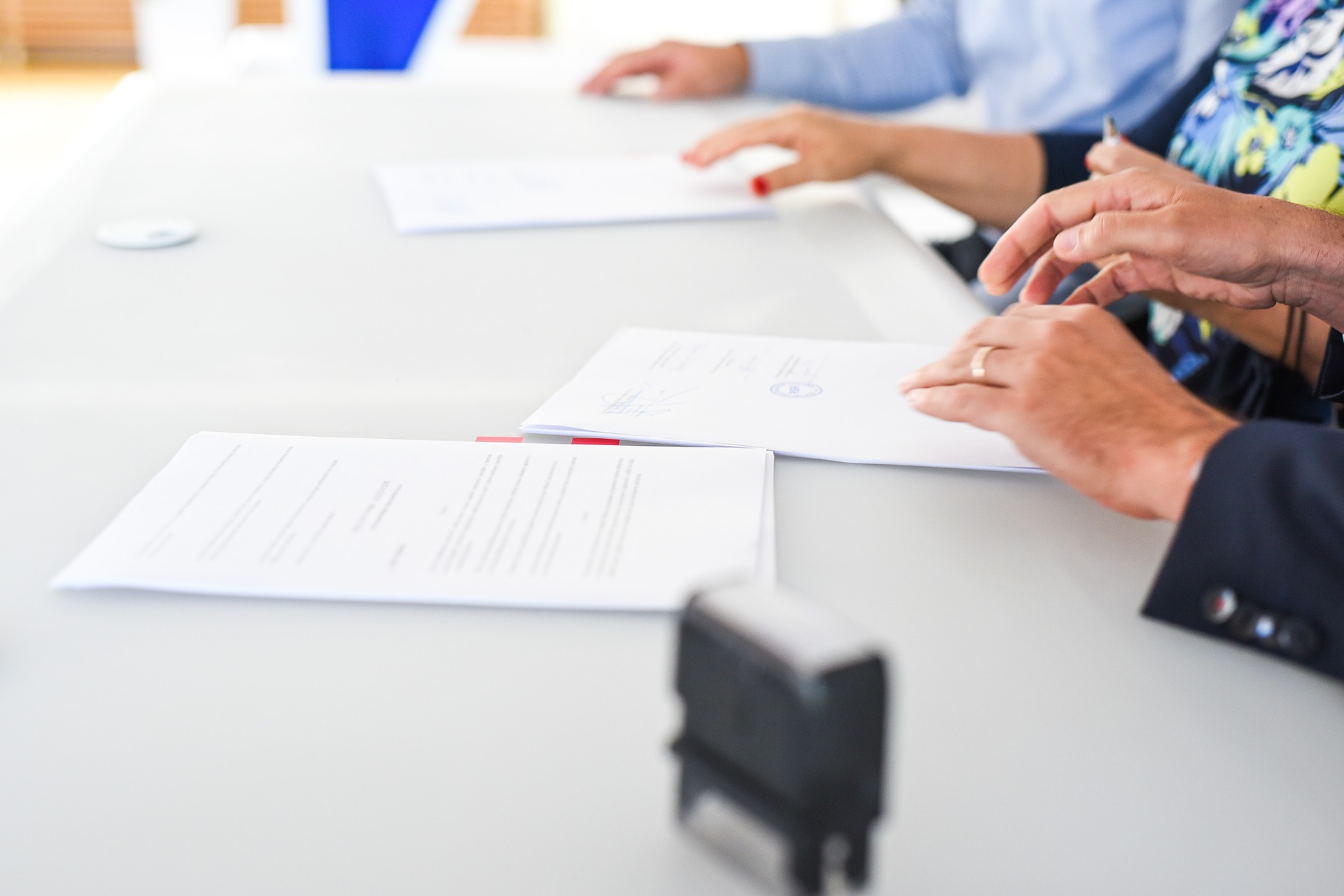 La gestion des fiches de paie et des déclarations sociales à Aubusson garantit aux entreprises un traitement conforme et sécurisé de leurs obligations sociales. Ce service facilite le respect des normes légales tout en assurant une paie précise et ponctuelle pour les salariés.