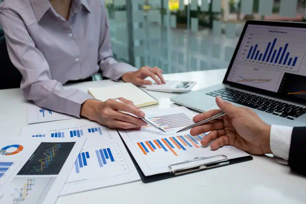  Un accompagnement personnalisé et réactif à Bagnols-sur-Cèze offre aux entreprises un service adapté à leurs besoins spécifiques, avec une assistance rapide pour relever leurs défis quotidiens. Cette proximité garantit un soutien efficace pour optimiser leur gestion et leur croissance.